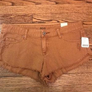 URBAN OUTFITTERS SHORTS